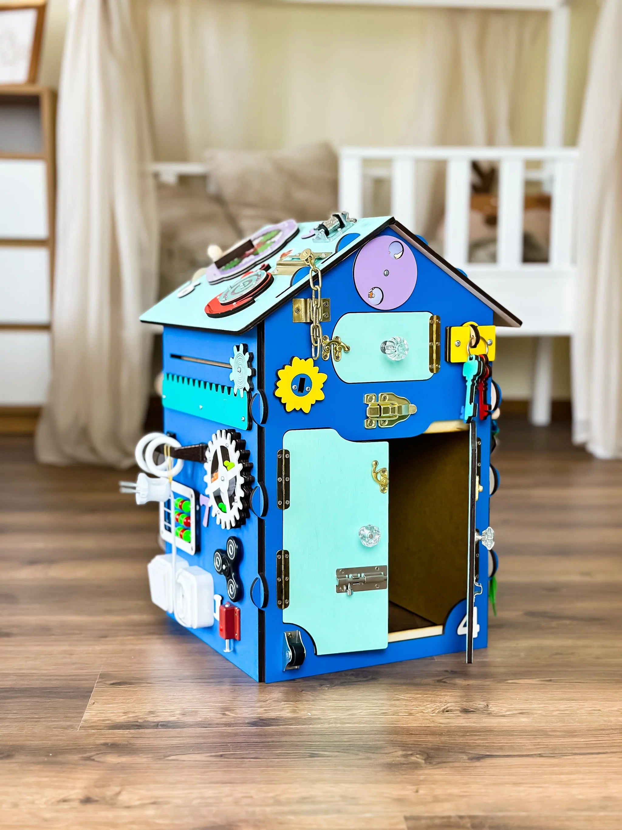 Wooden Motor Skills Busy House